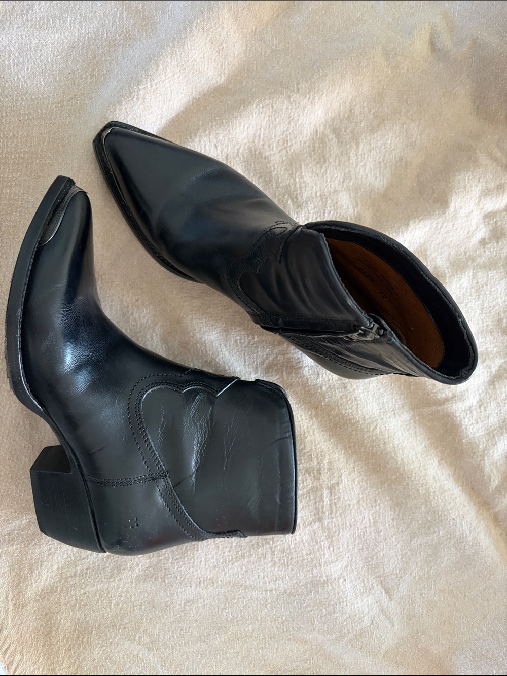 Frye Shane Tip Short Black Leather Pointed Toe Ankle Booties